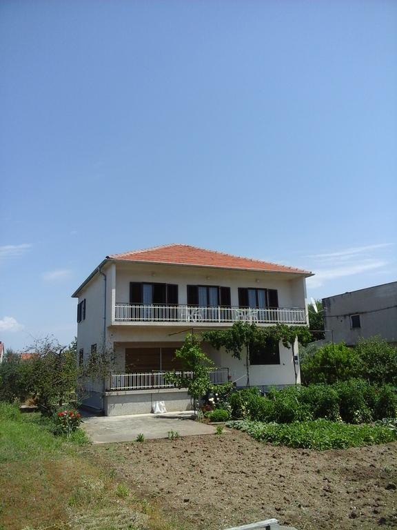 Pave Apartment Betina  Exterior foto